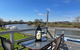 On The River Severn - Severnside Boat & Caravan Park, Caravan 9
